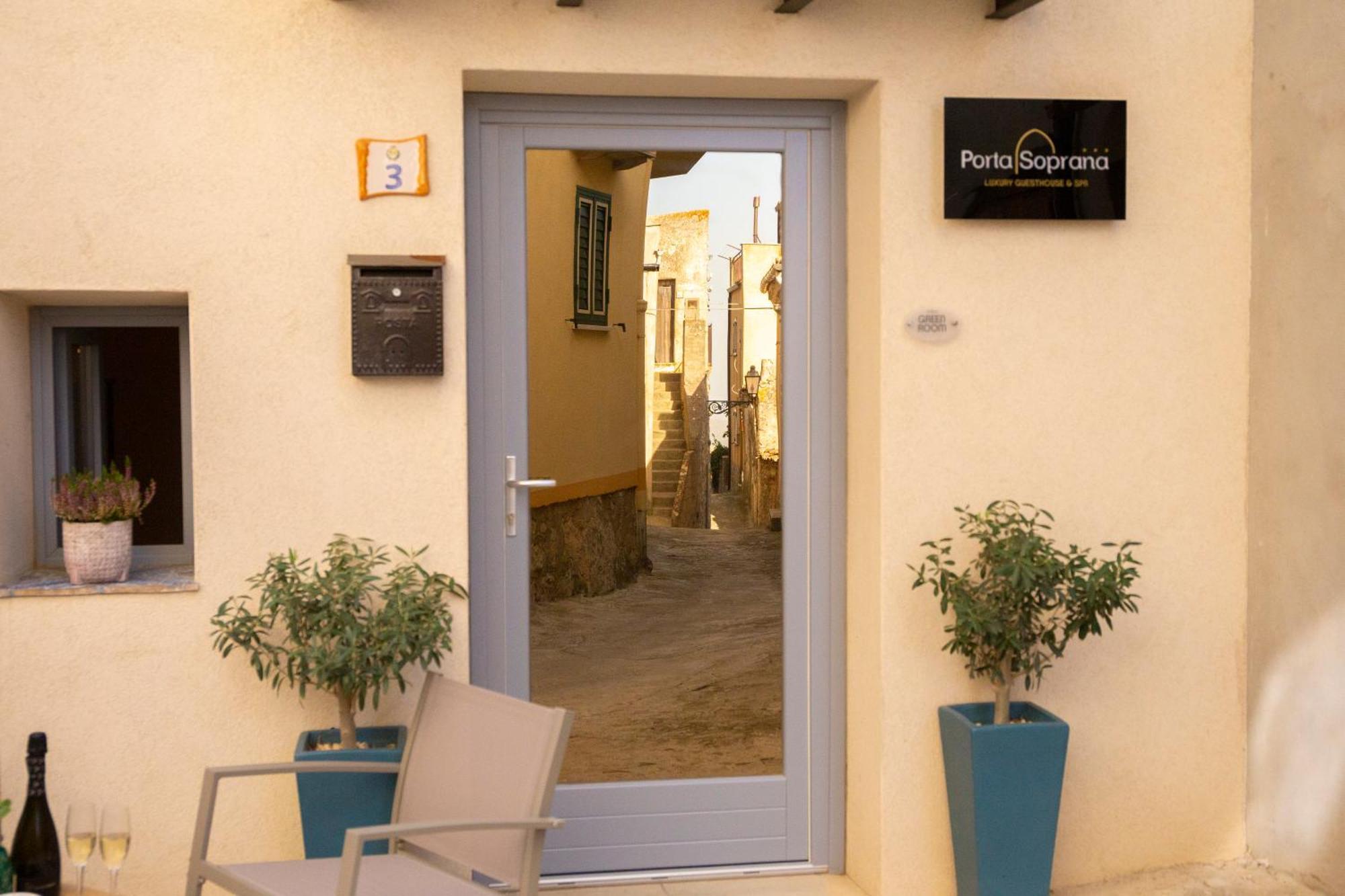 Porta Soprana Luxury Guest House & Spa Sclafani Εξωτερικό φωτογραφία